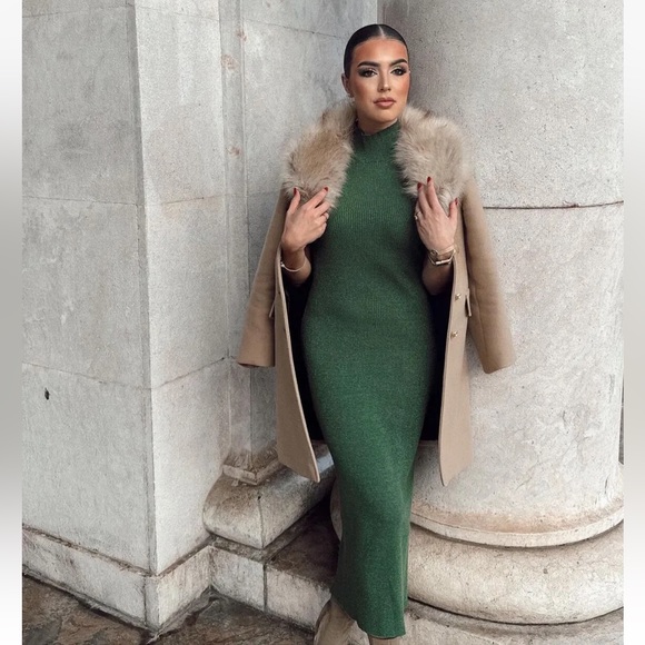 ZARA Fitted knit Midi Dress - fits size S/M - Picture 7 of 9